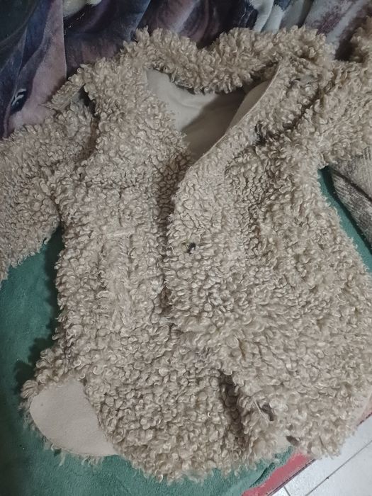 Кафяво палтенце и бяло на Зара