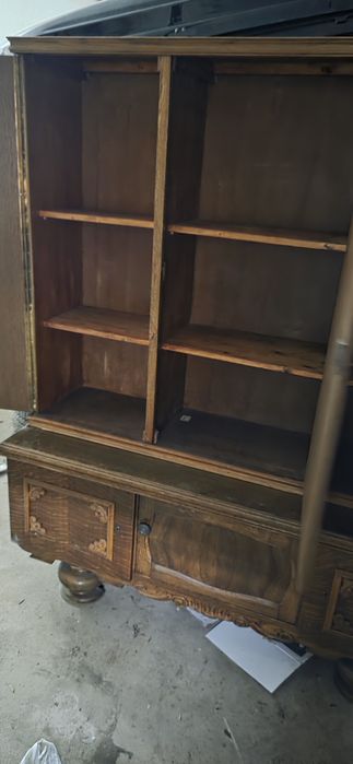 Старинен шкаф ,масив