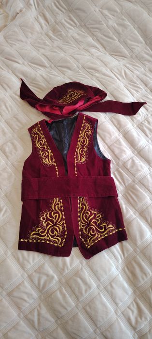 Продам национальный жилет