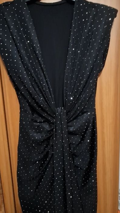 Rochie neagra eleganta