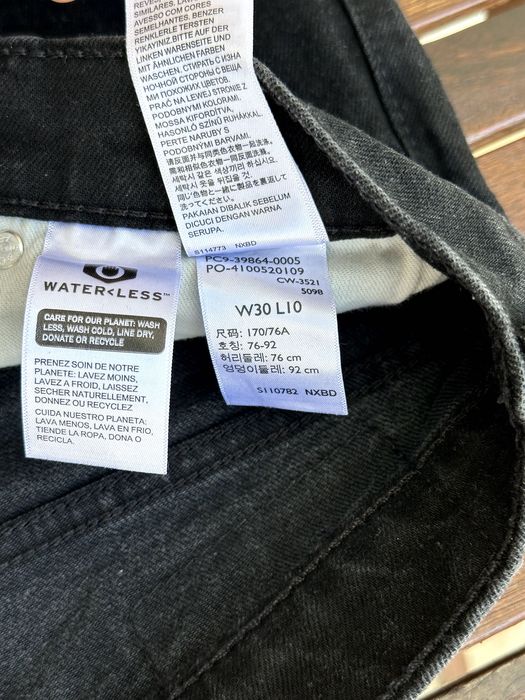 Мъжки къси панталони LEVI'S 405 - размер W30 / L10, Отлично състояние