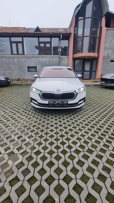 Skoda Octavia Skoda Octavia 4x4 200 CP, ușor avariata