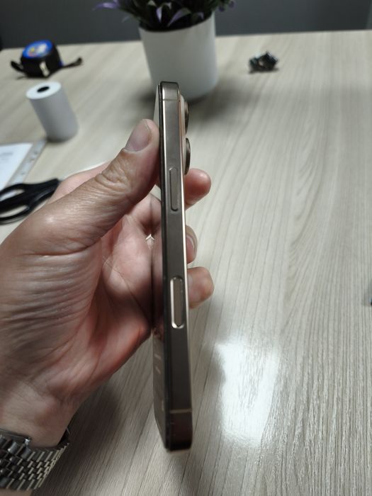 Iphone 16 pro 256gb esim