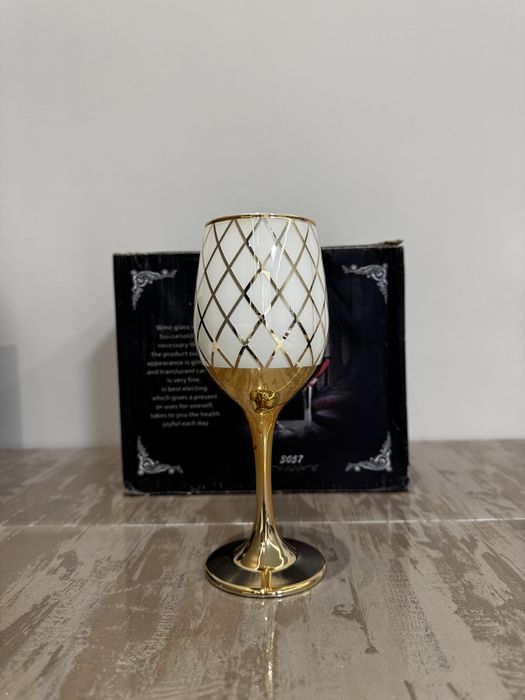 Продам бокалы новые