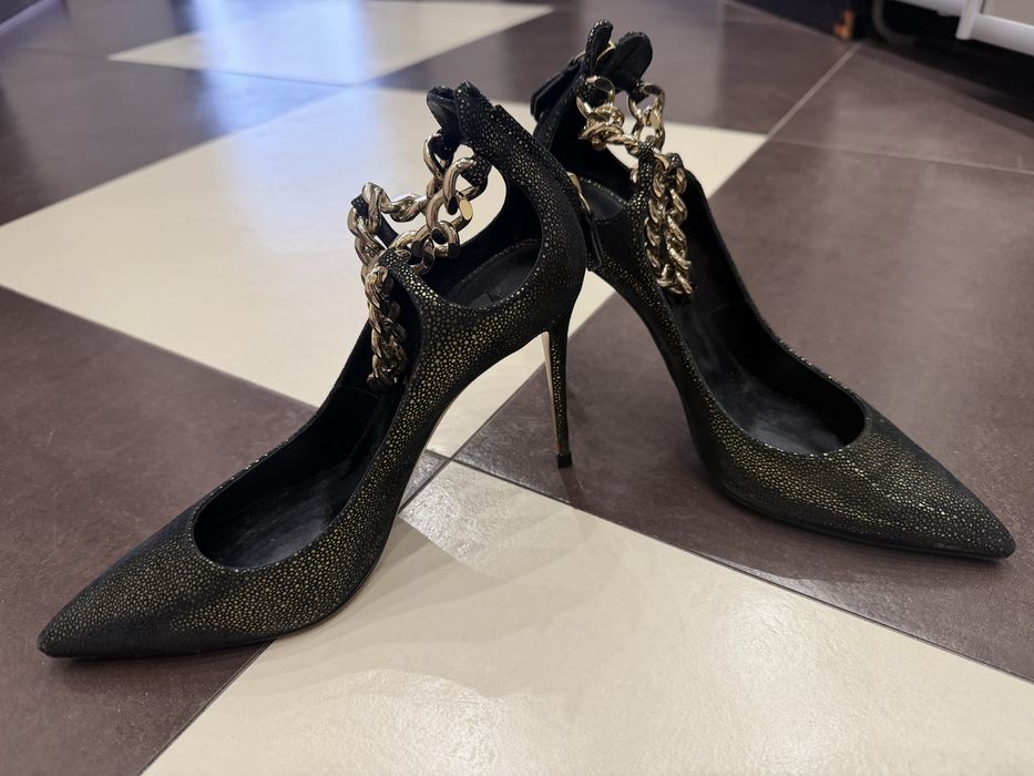 Обувки Casadei 36 номер