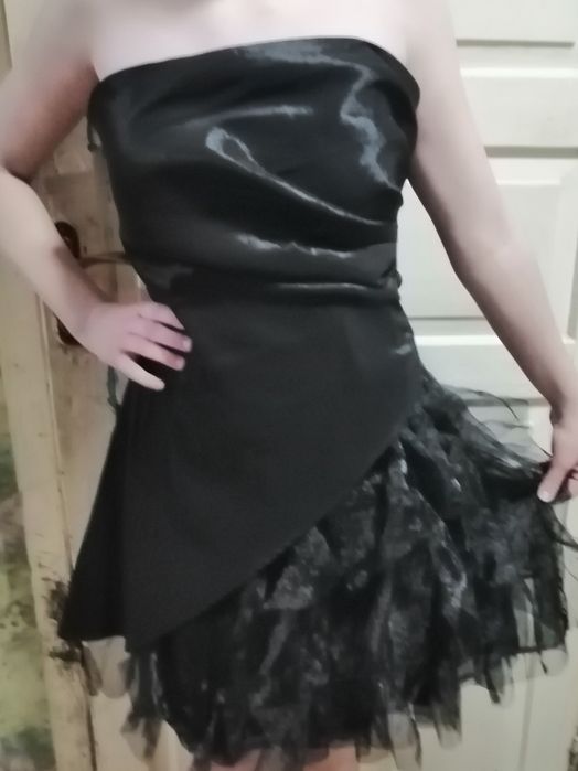 Продам платье на выпускной.