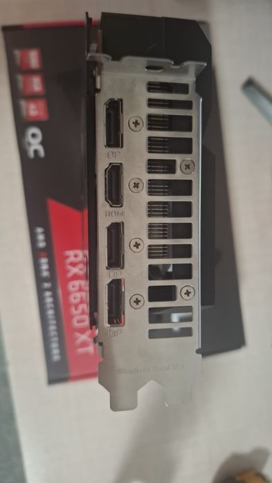 ASUS AMD Radeon  RX 6650XT 8gb
