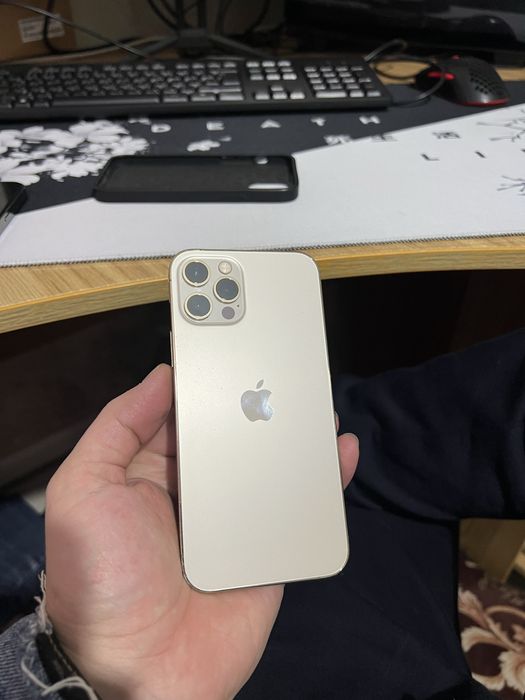 iPhone 12 pro 128gb. Gold