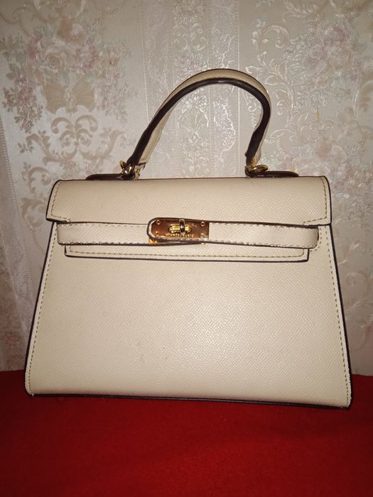 Сумочка дамская .