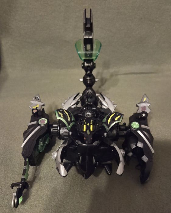 Urgent - Bakugan Darkus Dharak Colosus