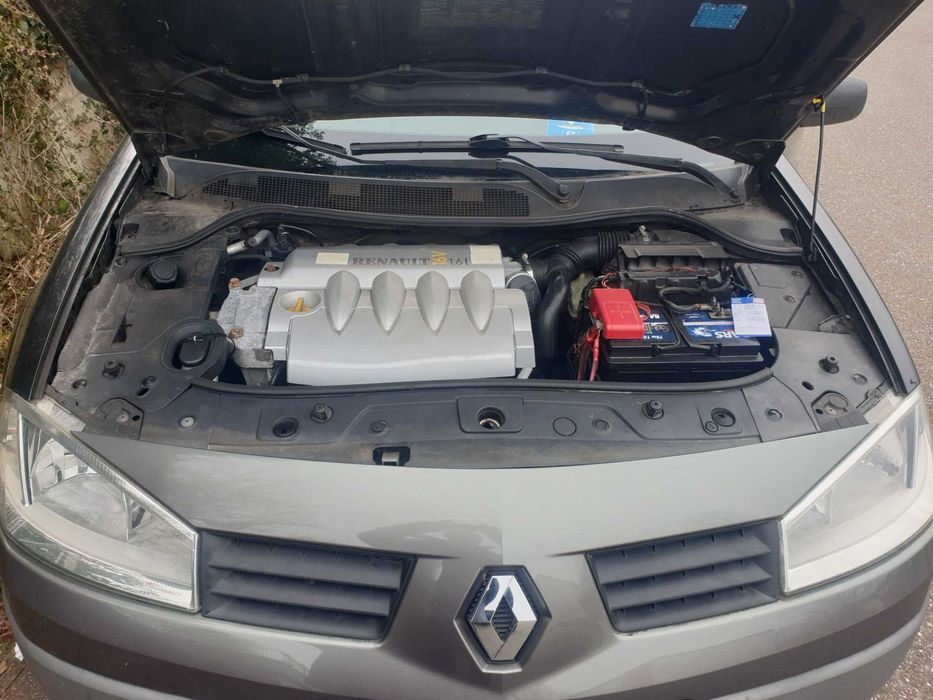 Vând Renault Megane II