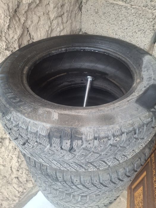 Зимний балон Мишлен р15