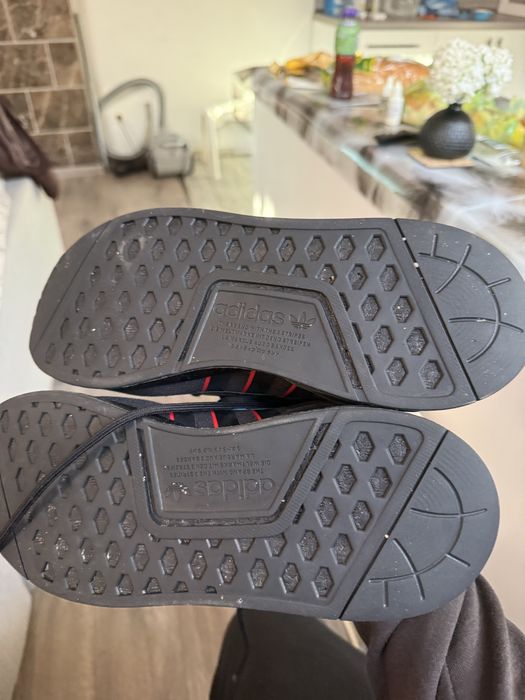 Adidas маратонки 40 номер втора употреба без забележки носени  два път