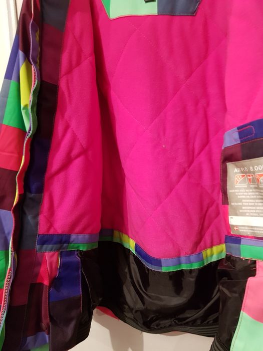 Куртка на 10-12лет,7500