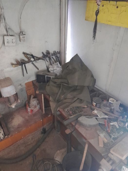 Ларёк металлический