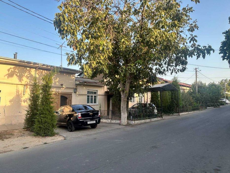 Йул ёкасида ховли сотилади, Бизнес учун, Под офис, 9 сотик фасад 27х38