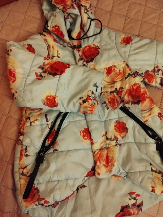 Детско яке с качулка за момиче, размер L .