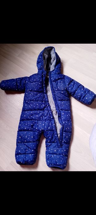 Зимние комбинезоны и куртка