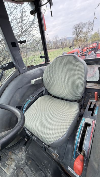 Tractoare Japoneze Kubota Kingwel – tractor japonez cu cabina