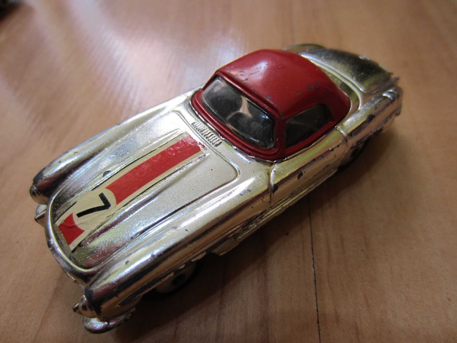 Masinute rare colectie Dinki si Corgi Toys Mercedes 300S.L. si Jaguar