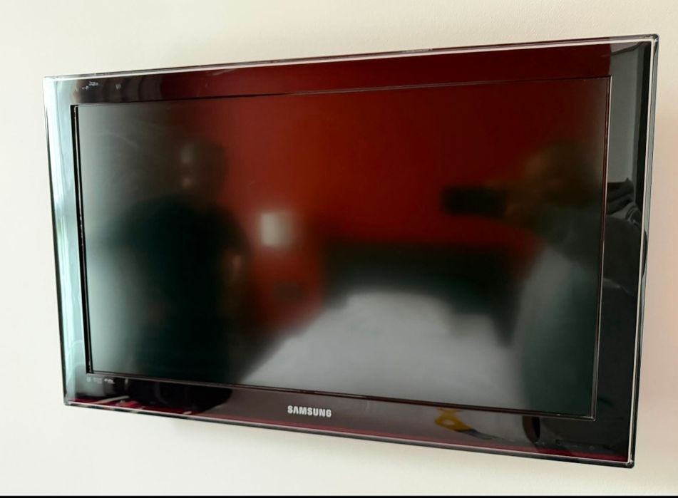Televizor Samsung 81 cm