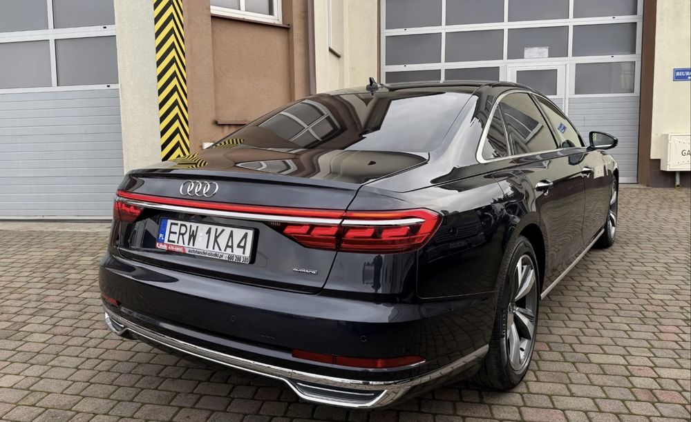 Audi A8 50 TDI на части