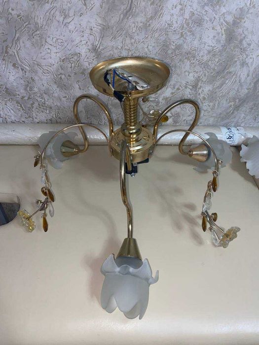 Люстры 2 штуки срочно