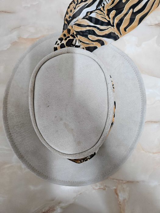 Palarii din piele de cangur