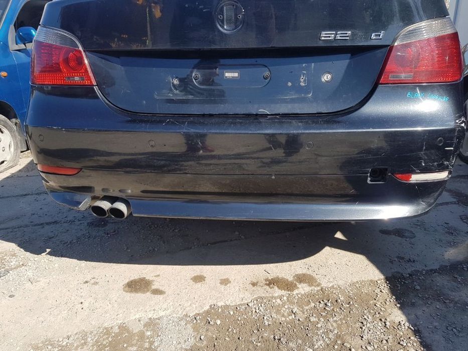 Spoiler Bara Spate cu Locas Senzori BMW Seria 5 E60 2003-2010 Berlina Sedan Culoare: Black Sapphire
