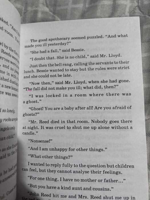 продам книгу на английском