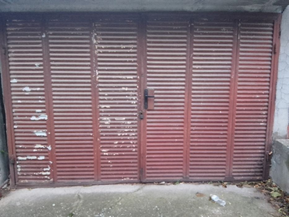 Продава се Гараж / Паркомясто в Свищов - 21 кв.м за 438 €/кв.м - Снимка #4