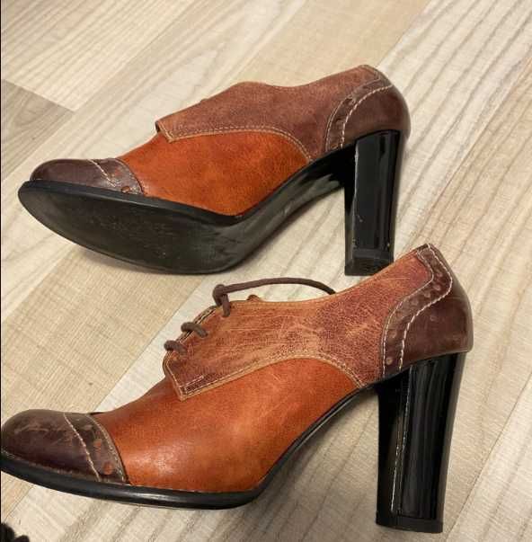 Pantofi cu toc dama piele naturala "Nike Invest" - marime 37.5