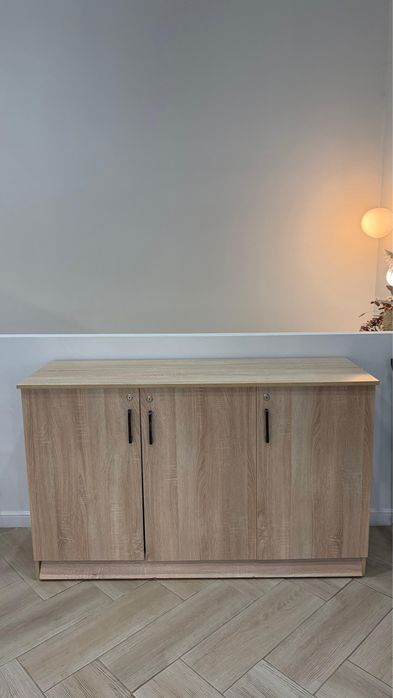 Продам шкаф, высота 85. длина 1м 40см. В отличном сосстояний