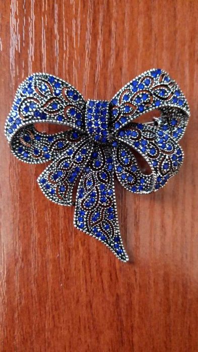 Брошь"Бант". 5 видов и разные цвета.