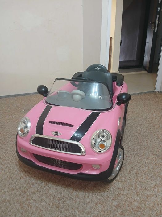 Акумулаторна детска кола Мини купър
