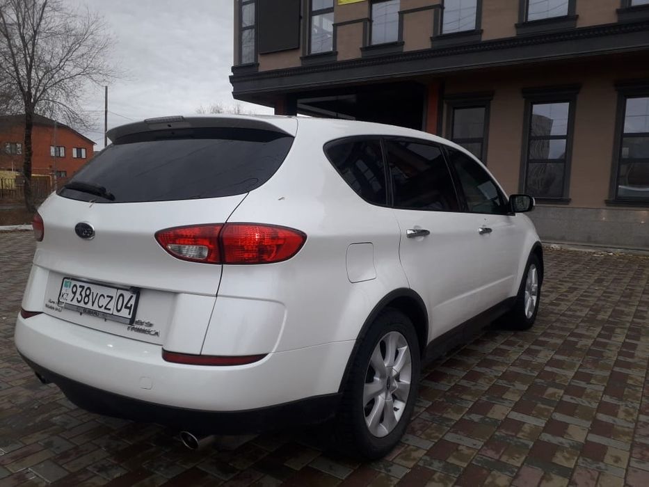 Subaru tribeka B9
