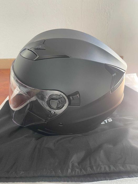 Casti pentru scuter și motocicletă VINZ Calobra si Como cu vizieră de soare, Certificate ECE 22.06