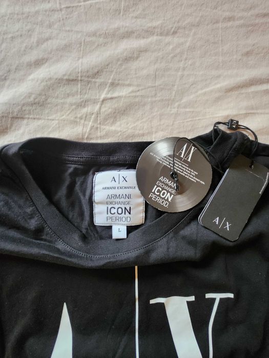 Нова дамска тениска на Armani Exchange с етикет, L размер.