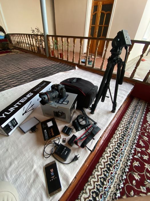 Canon EOS 5D Mark 4 / трипод + рюкзак / можем договориться