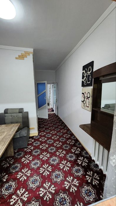 Yunsobod 10 kv 2/2/5/61 kv 2*3 balkon 2 ta meb tex bn qoladi srochniy