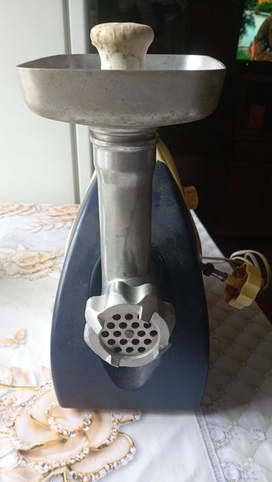 Скидка Мясорубка эмиральд .