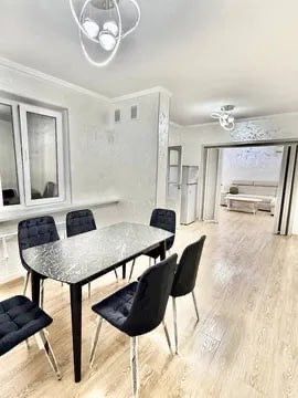 Сдается 3-комнатная квартира, Шайхантахурский район