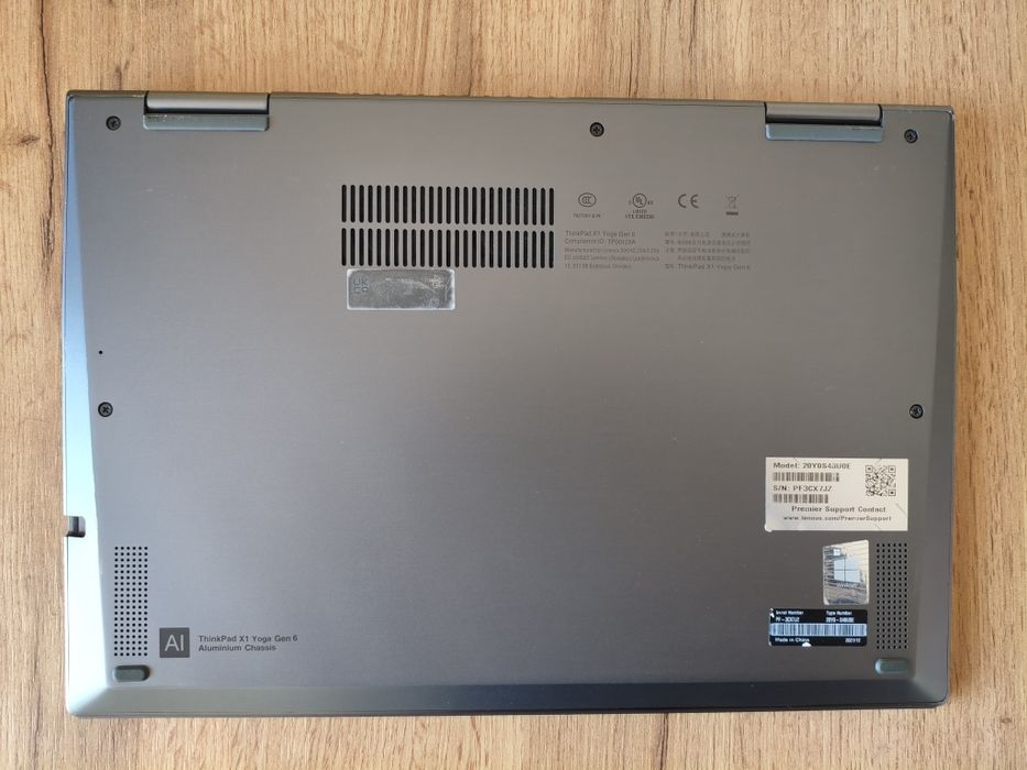 Lenovo Thinkpad X1 Yoga gen. 6 - i5-1145G7 c 32GB RAM