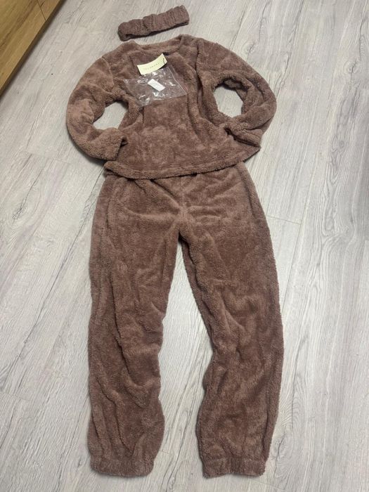 Pijama pufoasa groasa noua
