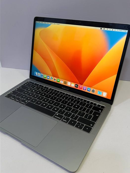 MacBook Air 2019  / CA31171
