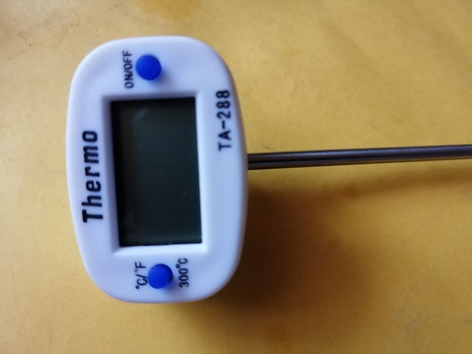 Термометр. новый