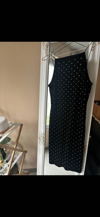 Дамска черна рокля с камъни