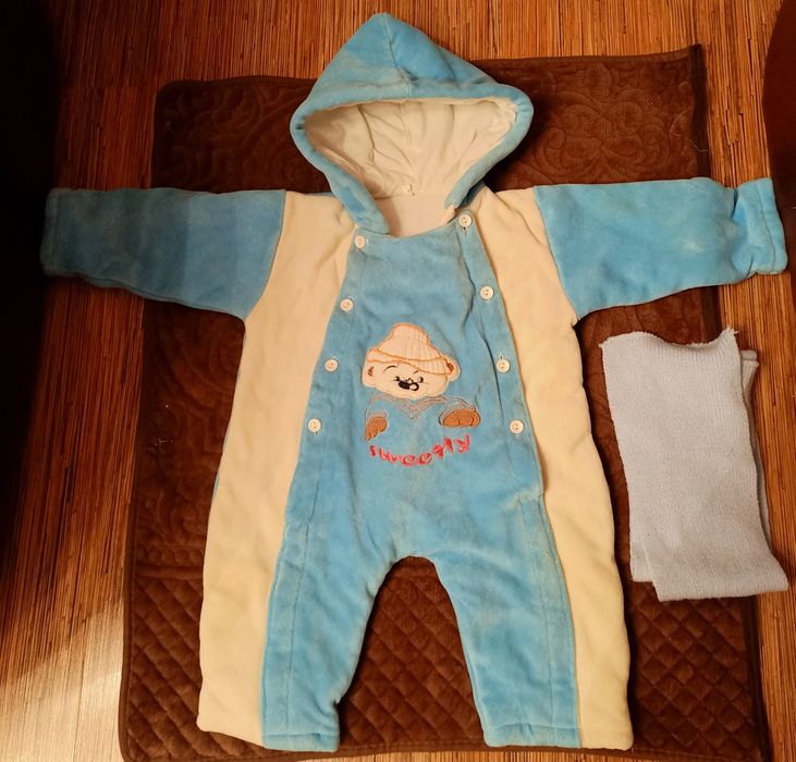 Велюровый комбинезон