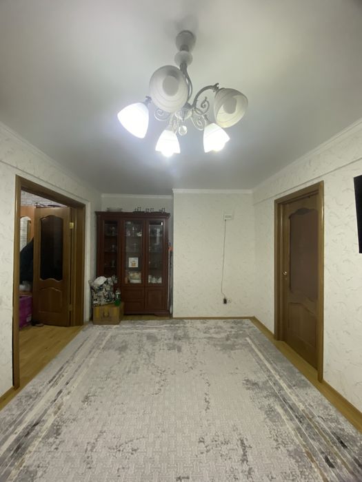 4 бөлмелі үй сатылады срочно.