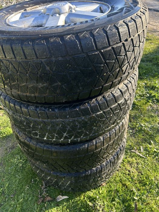 Алуминиеви джанти Isuzu 6 x 139,7 с гуми 245/70/16